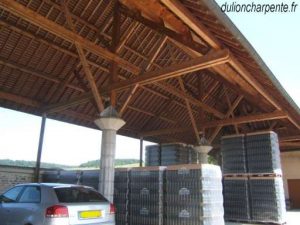 charpente-bois-halle-de-stockage